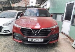 Công ty Đấu giá Hợp danh Trực tuyến Việt Nam (VNOA) thông báo đấu giá tài sản là 01 xe ô tô, nhãn hiệu VINFAST LUX SA 2.0, màu đỏ, 07 chỗ ngồi, số khung: RPXAB2AXHMV003083, số máy: 210810011VF20SUV, biển kiểm soát số: 49A - 403.15